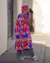 Load image into Gallery viewer, Pink  Capri cotton embroidered ikat kimono
