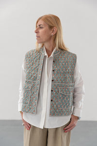 QUILTED REVERSIBLE VEST