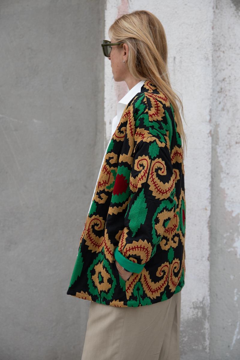 SHORT BLACK CAPRI KIMONO