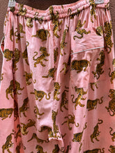 Load image into Gallery viewer, Pink Tiger Cotton Pijama
