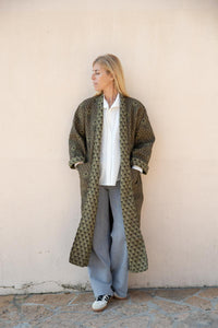 REVERSIBLE LONG QUILTED COAT