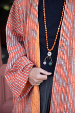Carica l&#39;immagine nel visualizzatore di Gallery, Orange Kantha Kimono
