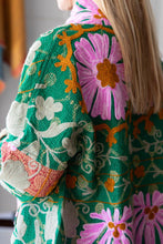 Carica l&#39;immagine nel visualizzatore di Gallery, OLD KANTHA JACKET WITH EMBROIDERY
