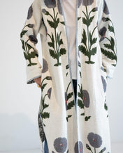 Charger l&#39;image dans la galerie, Block print reversible quilted kimono
