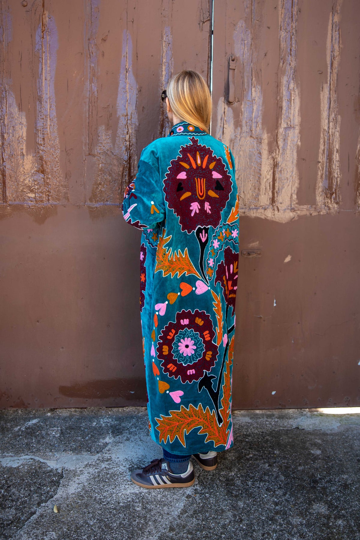Velvet Embroidery Long Jacket