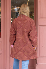 Charger l&#39;image dans la galerie, Old kantha embroidered jacket
