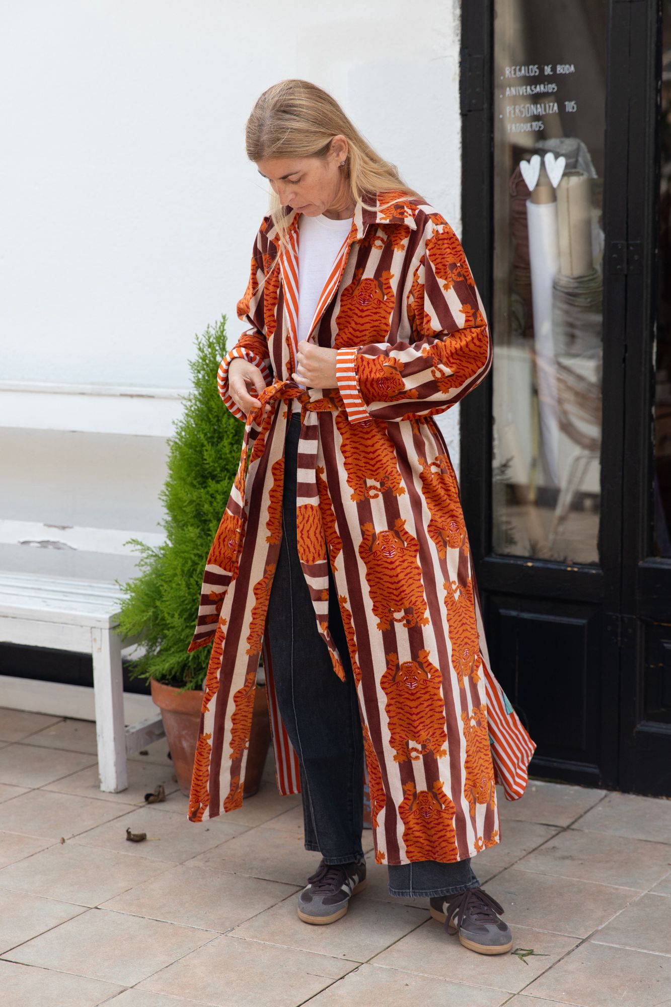 Velvet Jacket Stripes & Tiger