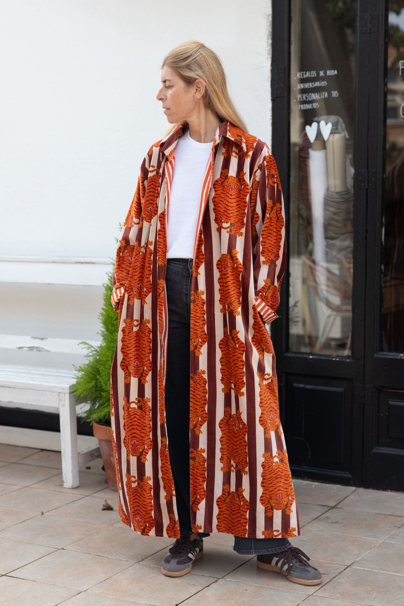 Velvet Jacket Stripes & Tiger