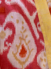 Carica l&#39;immagine nel visualizzatore di Gallery, Ikat Kimono - Sanjanaandme 
