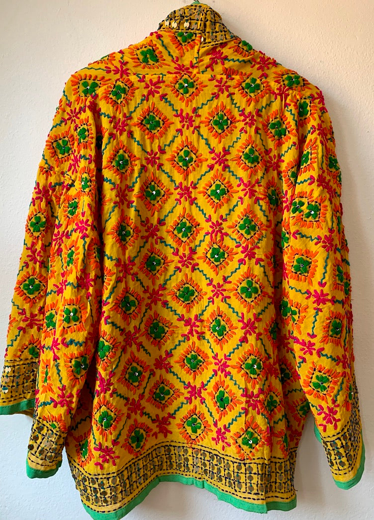 Short Pulkari Kimono