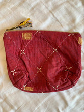 Cargar imagen en el visor de la galería, Kantha Vintage Small Bags - Sanjanaandme 
