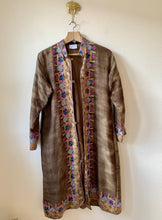 Load image into Gallery viewer, Wollen Embroidered Kashmiri Coat
