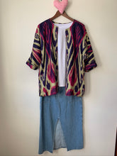 Cargar imagen en el visor de la galería, Ikat Kimono Jacket - Sanjanaandme 
