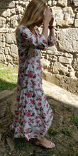 Cargar imagen en el visor de la galería, Floral Print Dress

