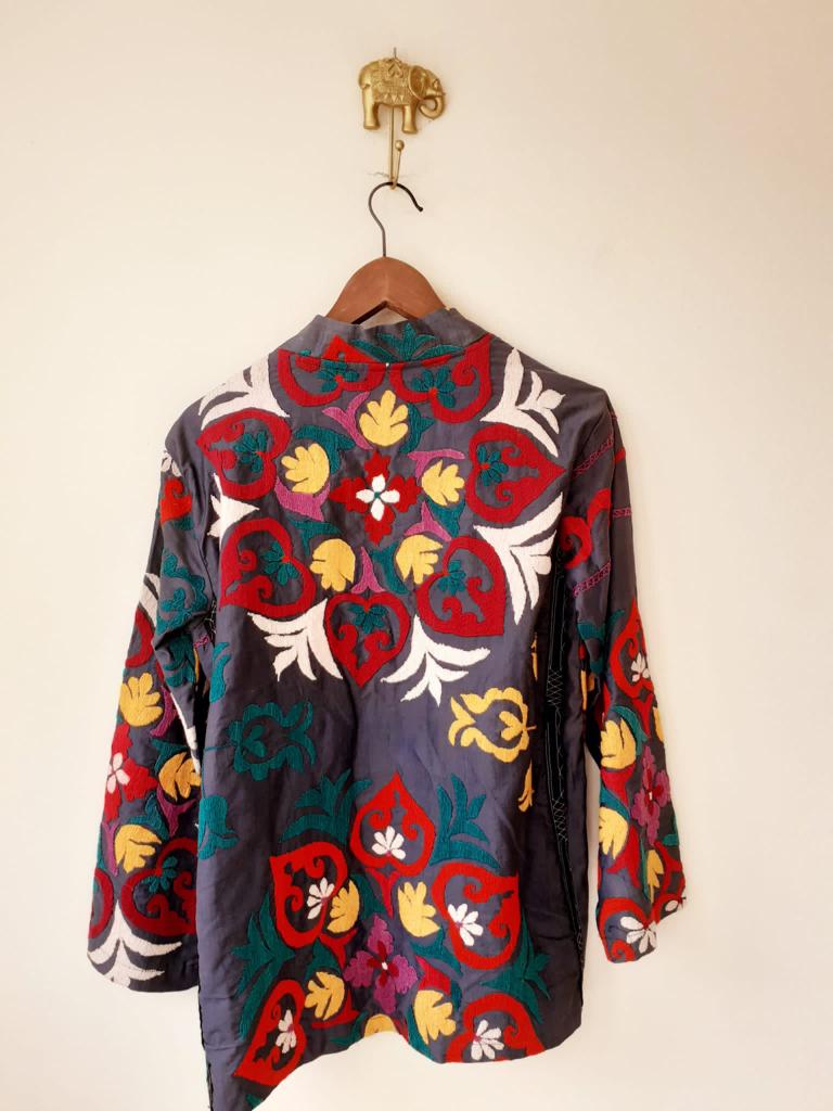 Vintage Suzani kimono