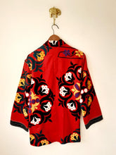 Charger l&#39;image dans la galerie, Vintage Suzani Kimono
