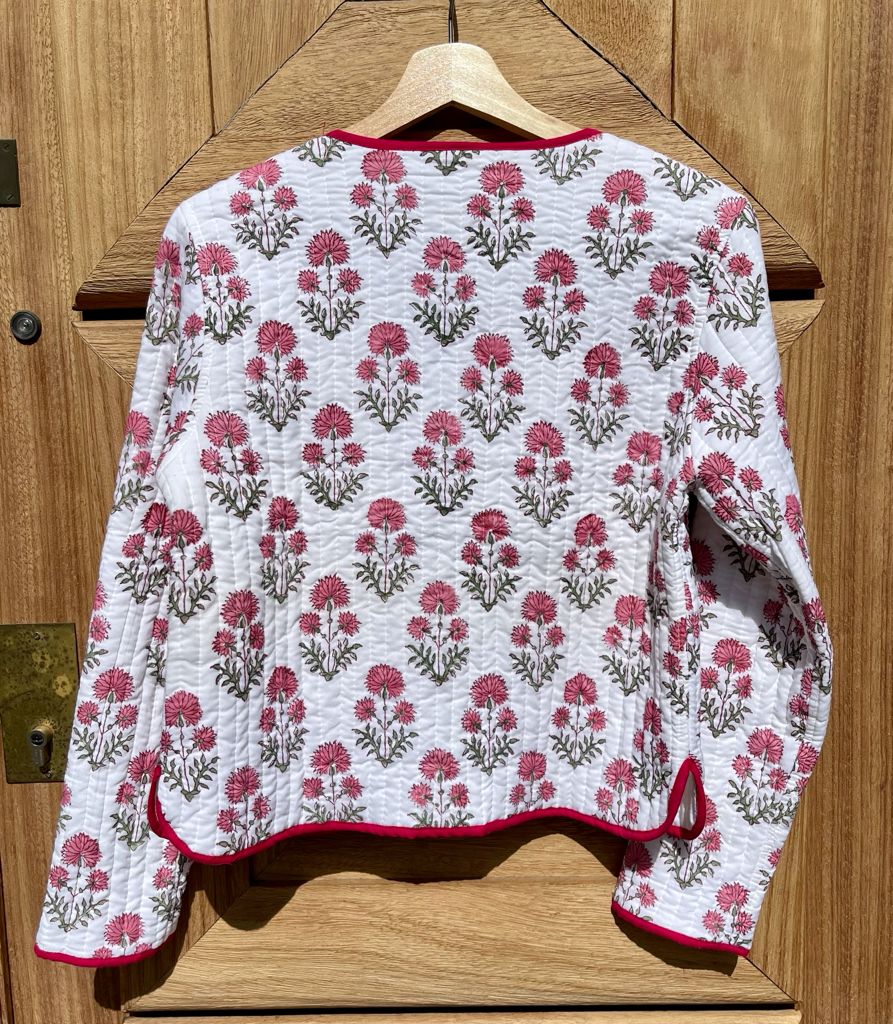 Short quilted reversible jacket