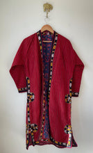 Charger l&#39;image dans la galerie, Vintage Turkish Red Coat
