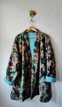 Cargar imagen en el visor de la galería, Velvet Kimono Short
