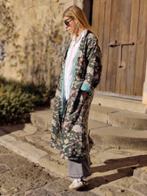 Load image into Gallery viewer, Velvet Jacket
