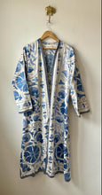 Cargar imagen en el visor de la galería, Long Suzani Kimono
