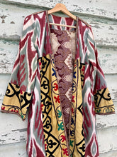Load image into Gallery viewer, Long kimono Suzani + ikat Kimono
