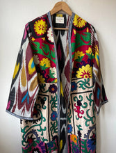 Charger l&#39;image dans la galerie, Kimono Ikat + Suzani
