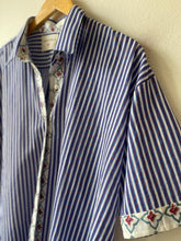 Load image into Gallery viewer, Stripes shirt
