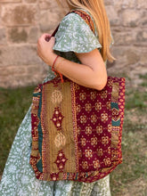 Load image into Gallery viewer, Quilted Silk Sari bag
