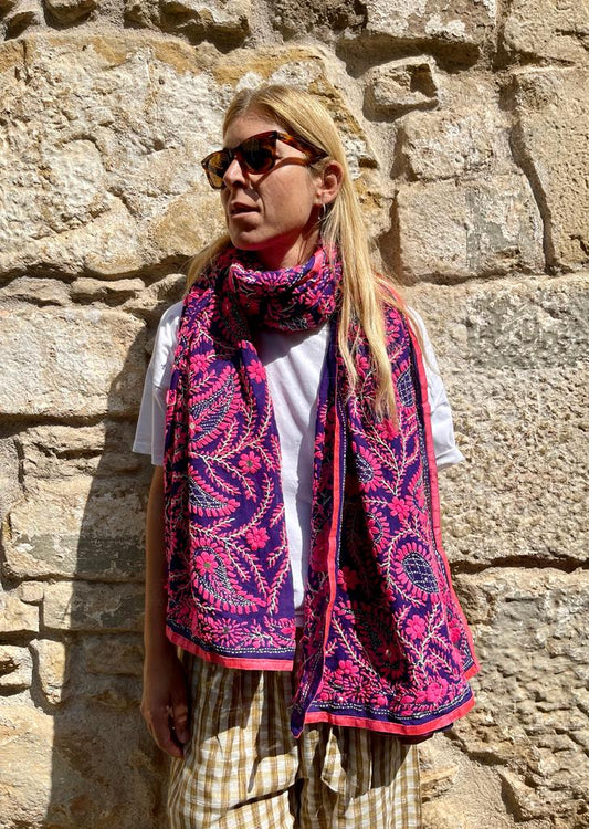 Shawl embroidered