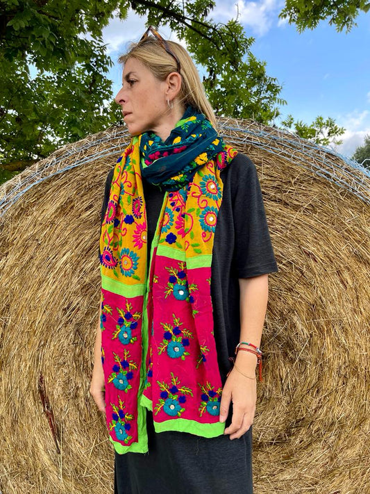 Shawl embroidered
