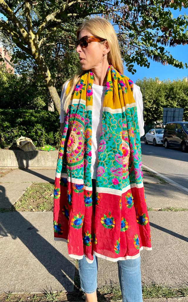 Shawl embroidered