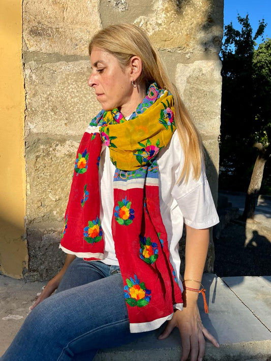 Shawl embroidered