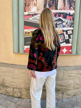 Cargar imagen en el visor de la galería, Velvet Kimono Short

