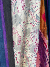 Load image into Gallery viewer, Vintage kimono

