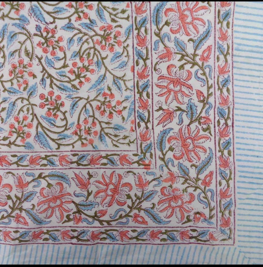 Block Print Table Cloth (150 cms X 150 cms. 4 comensales)